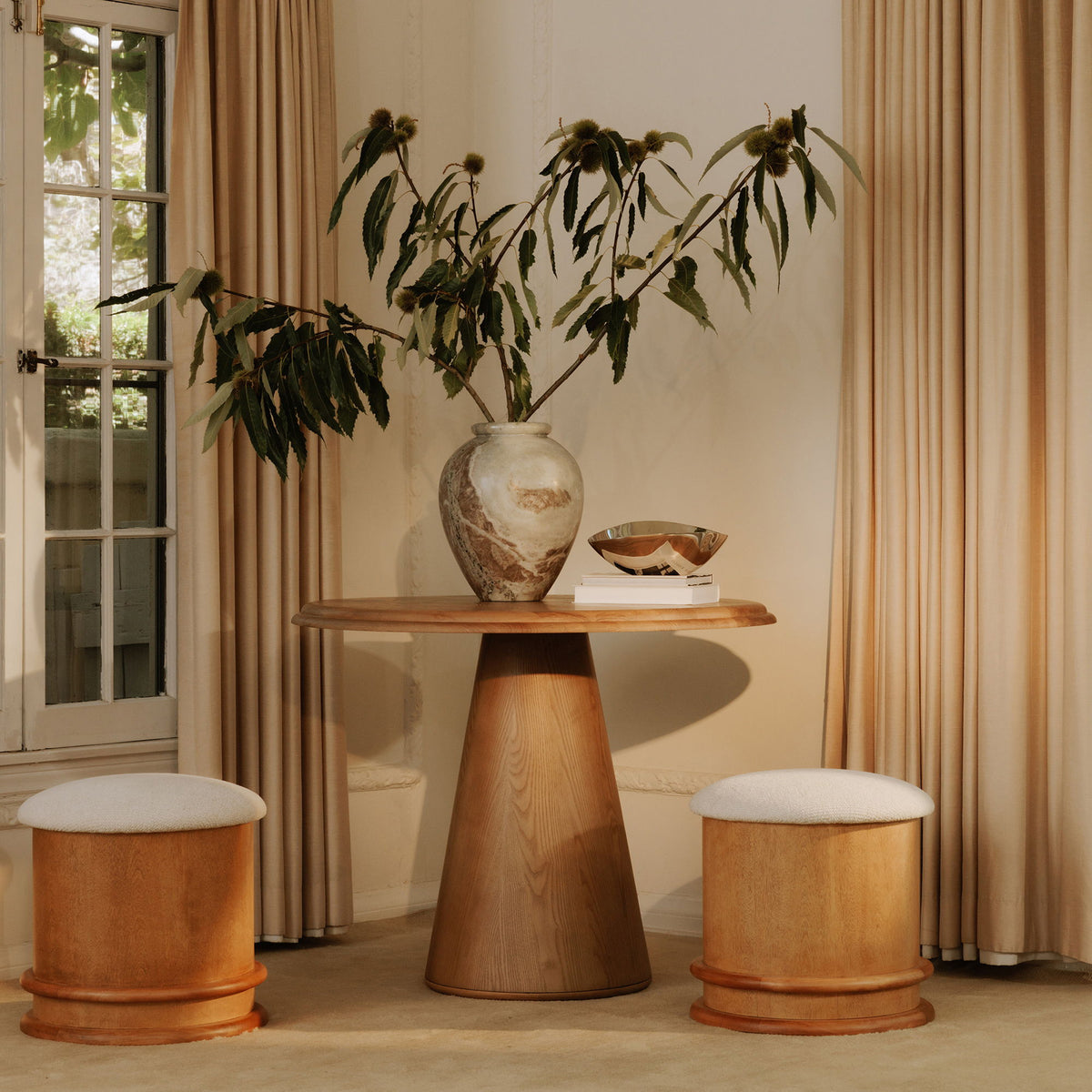 Tutto - Cafe Table - Natural