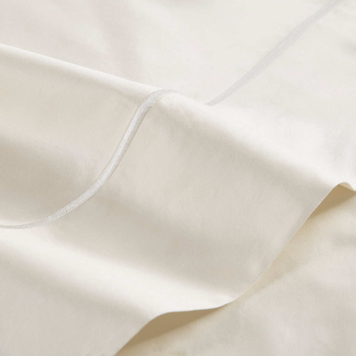 Luxury Egyptian - Queen Sheet Set - Ivory