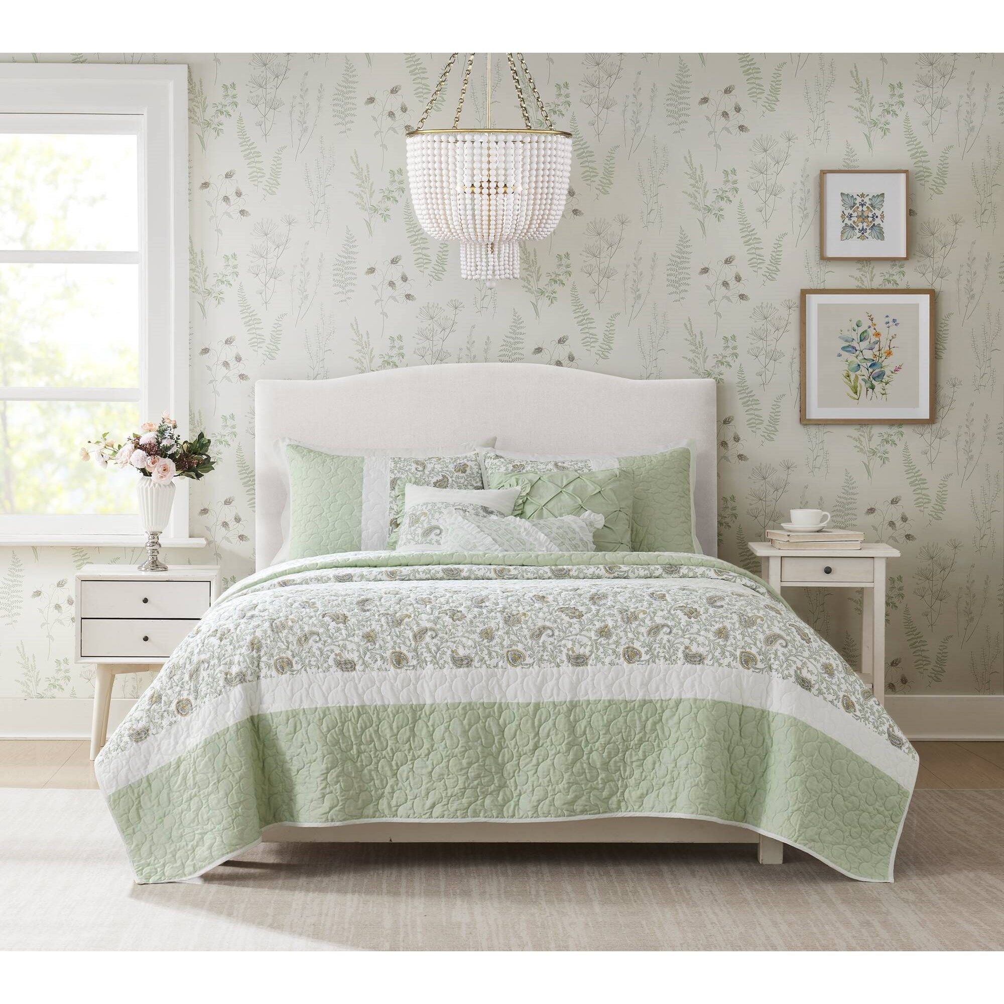 Dawn - 6 Piece Full/Queen Percale Quilt Set With Throw Pillows - Sage Green