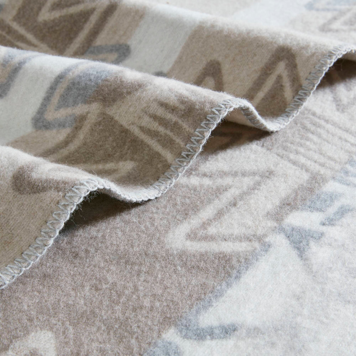 Alberta - Cotton Blend Blanket - Neutral Aztec