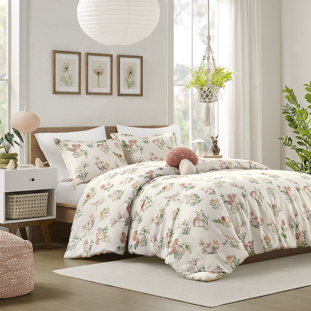 Gwen - Mushroom Garden Comforter Set - Green / Beige