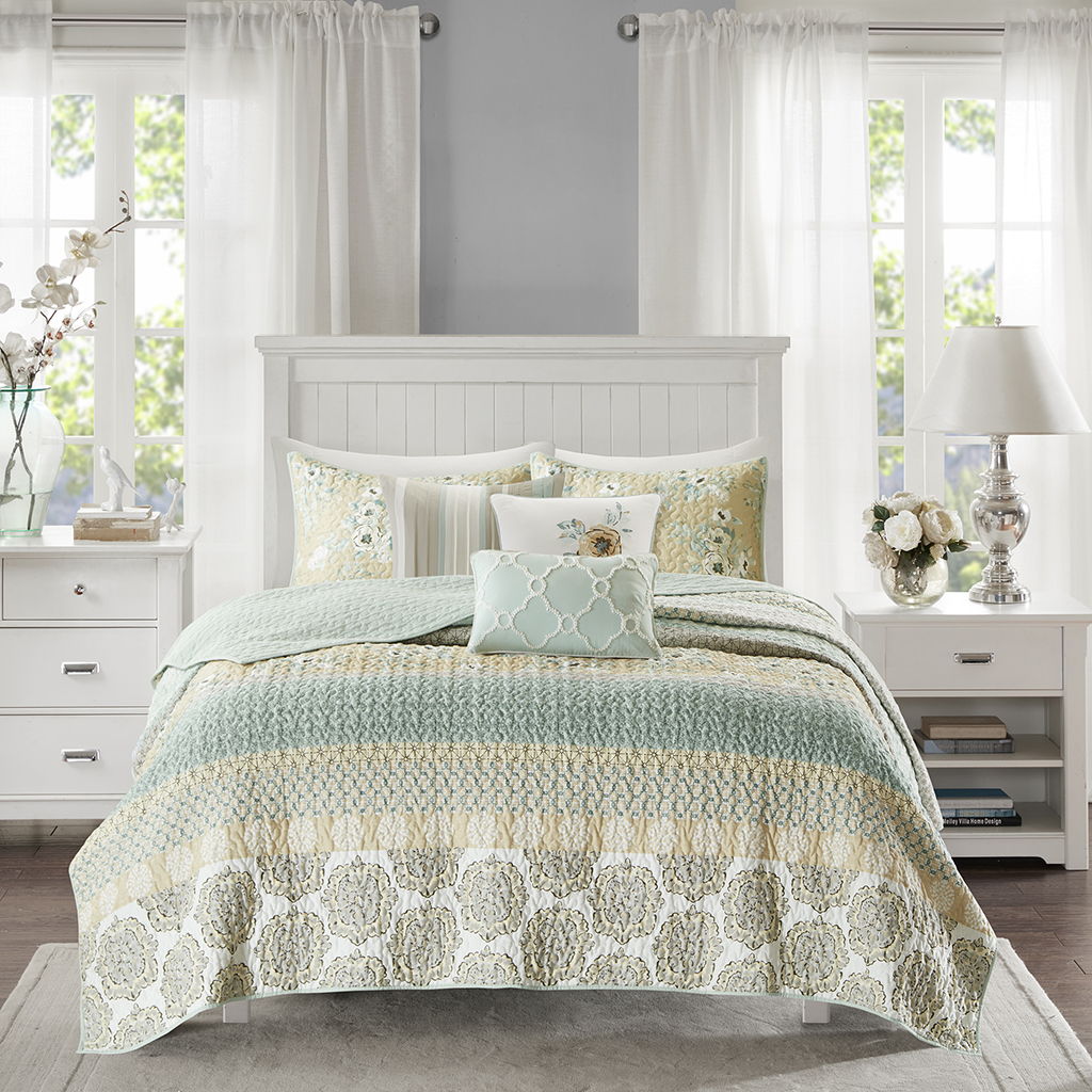 Willa - 6 Piece Reversible Coverlet Set - Green