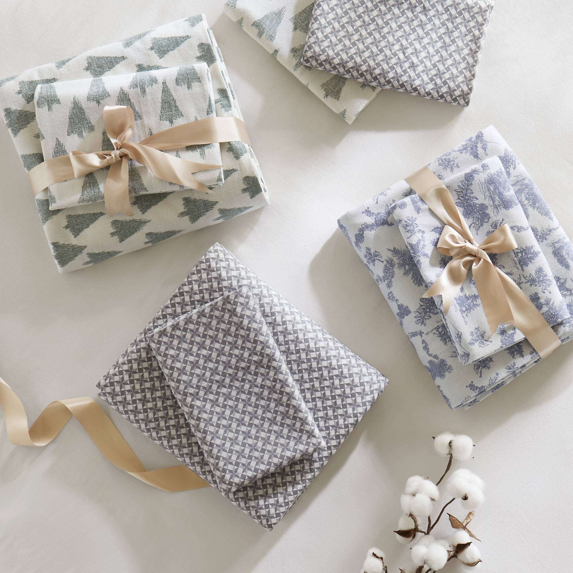 Cozy Cotton Flannel - Full Printed Sheet Set - Toile Pine Trees