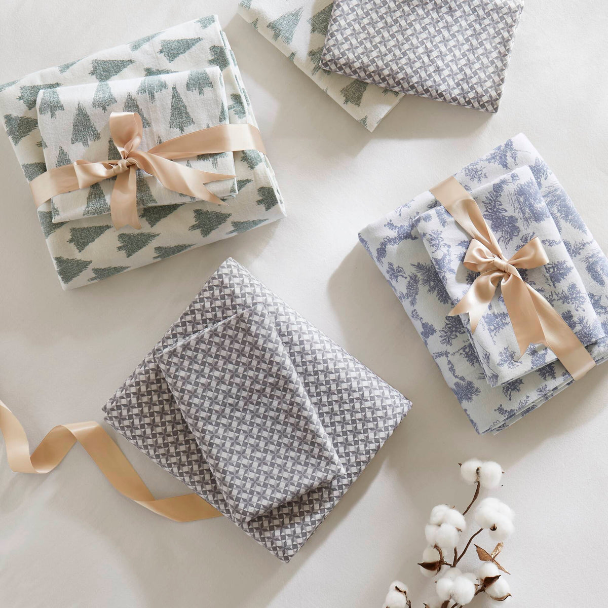 Cozy Cotton Flannel - King Printed Sheet Set - Toile Pine Trees