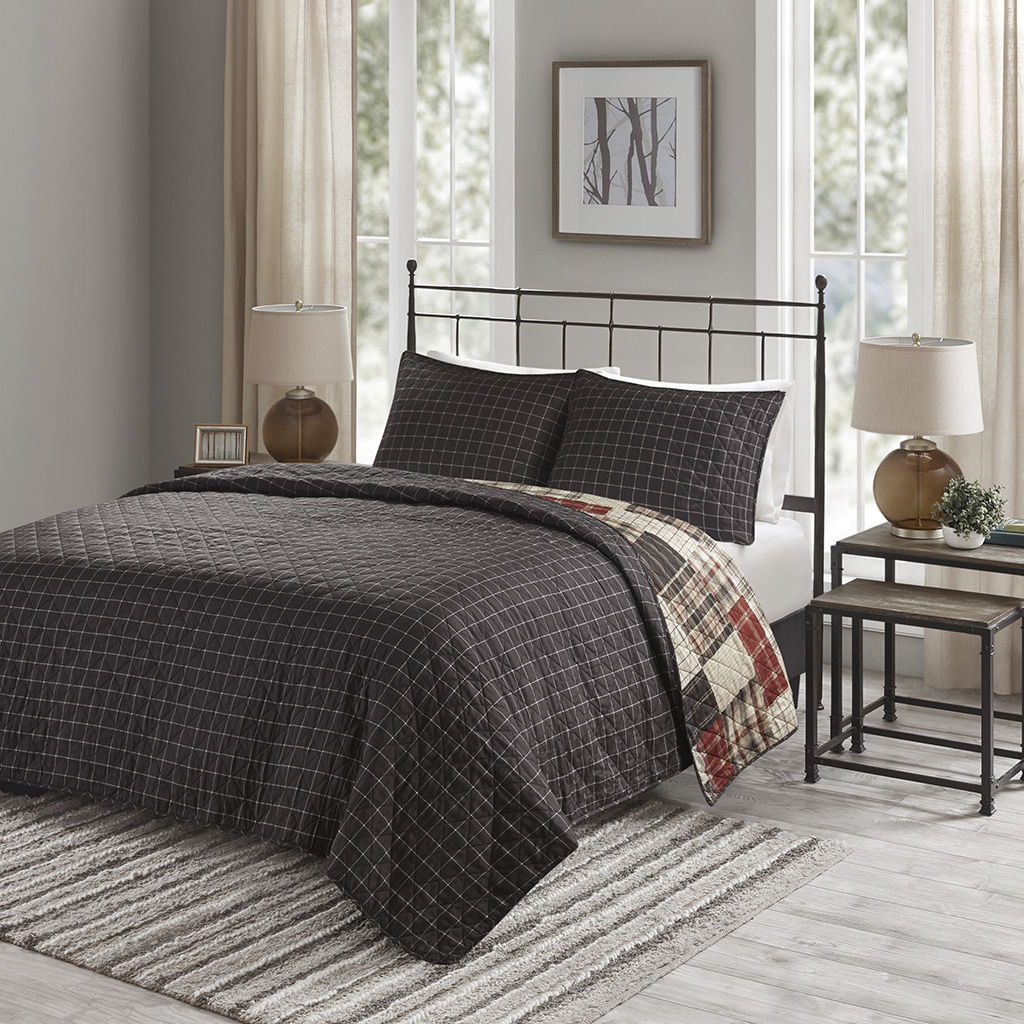 Timber - 3 Piece King/California King Reversible Printed Quilt Set - Red/Black