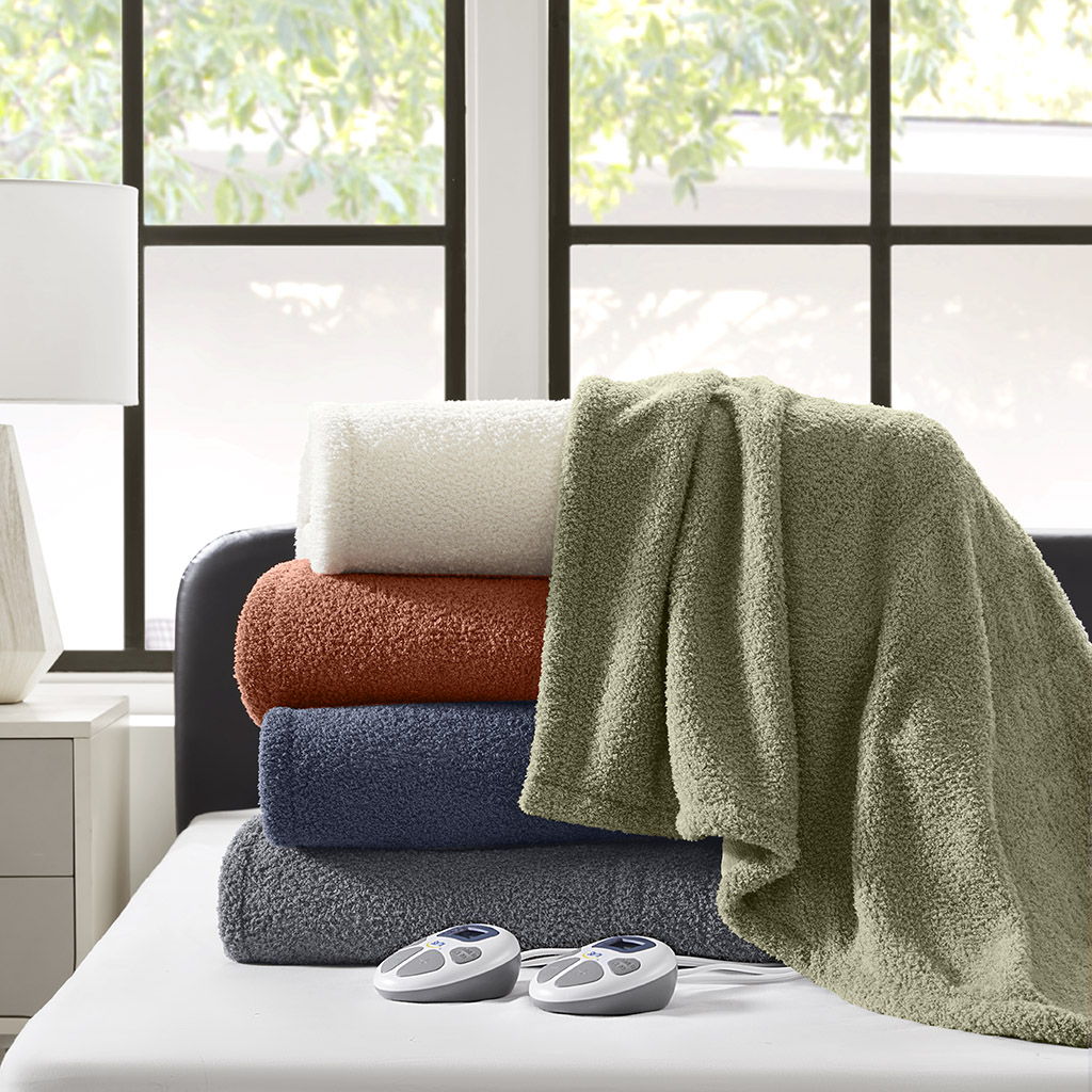 Dream Soft Heated - Queen Blanket - Navy