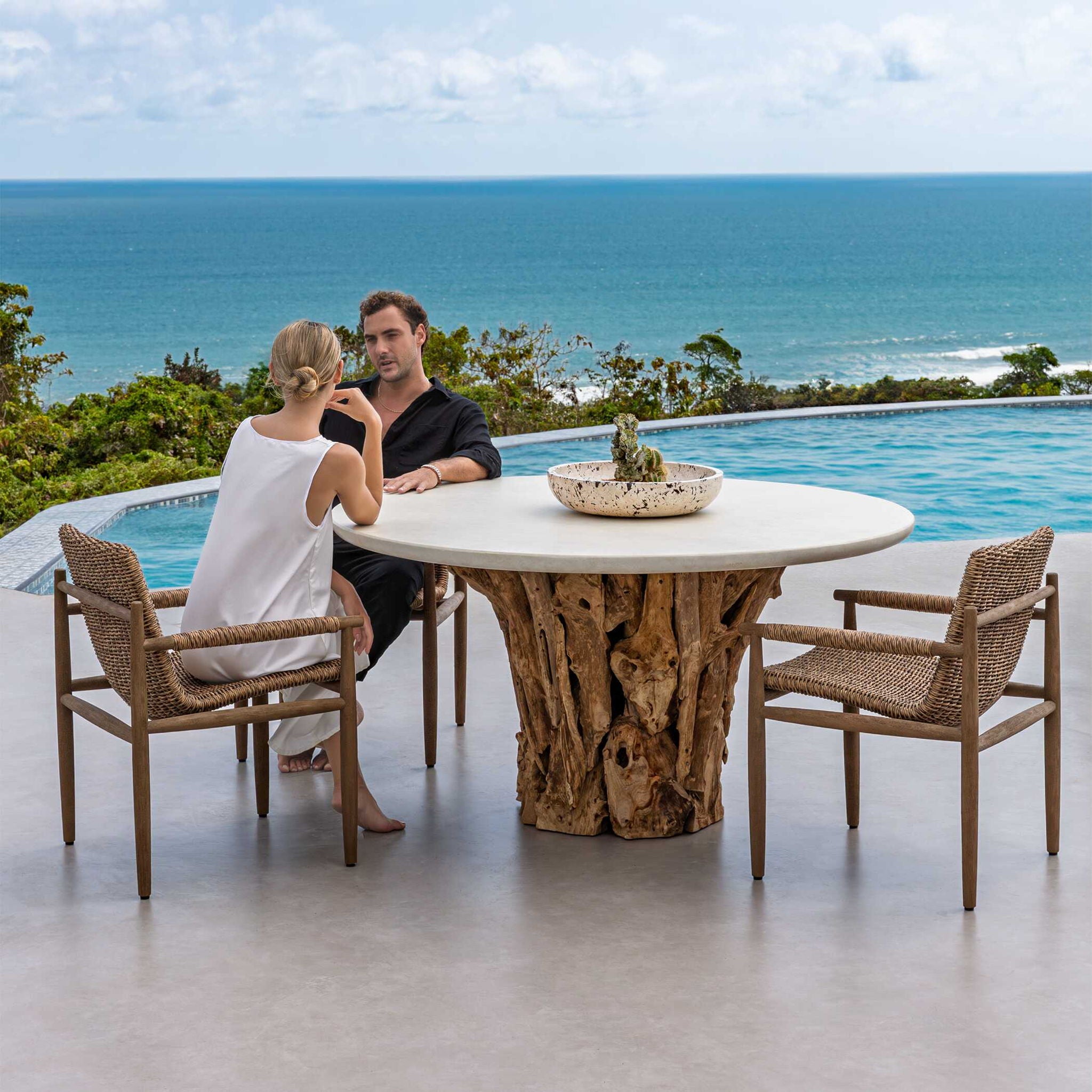 Stonewood - Indoor-Outdoor Dining Table - White / Woodtone
