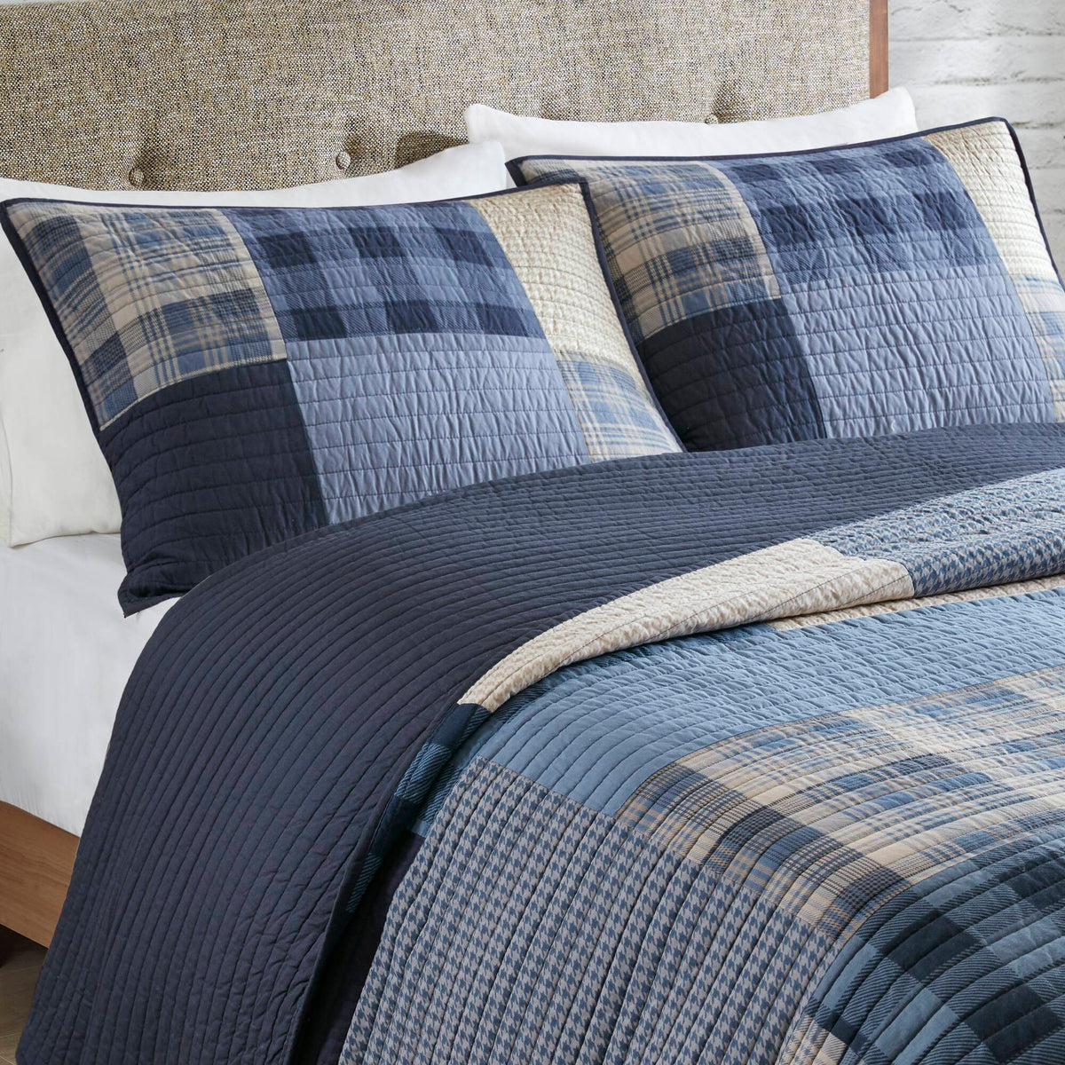 Winter Hills - Oversized Cotton Quilt Set - Blue