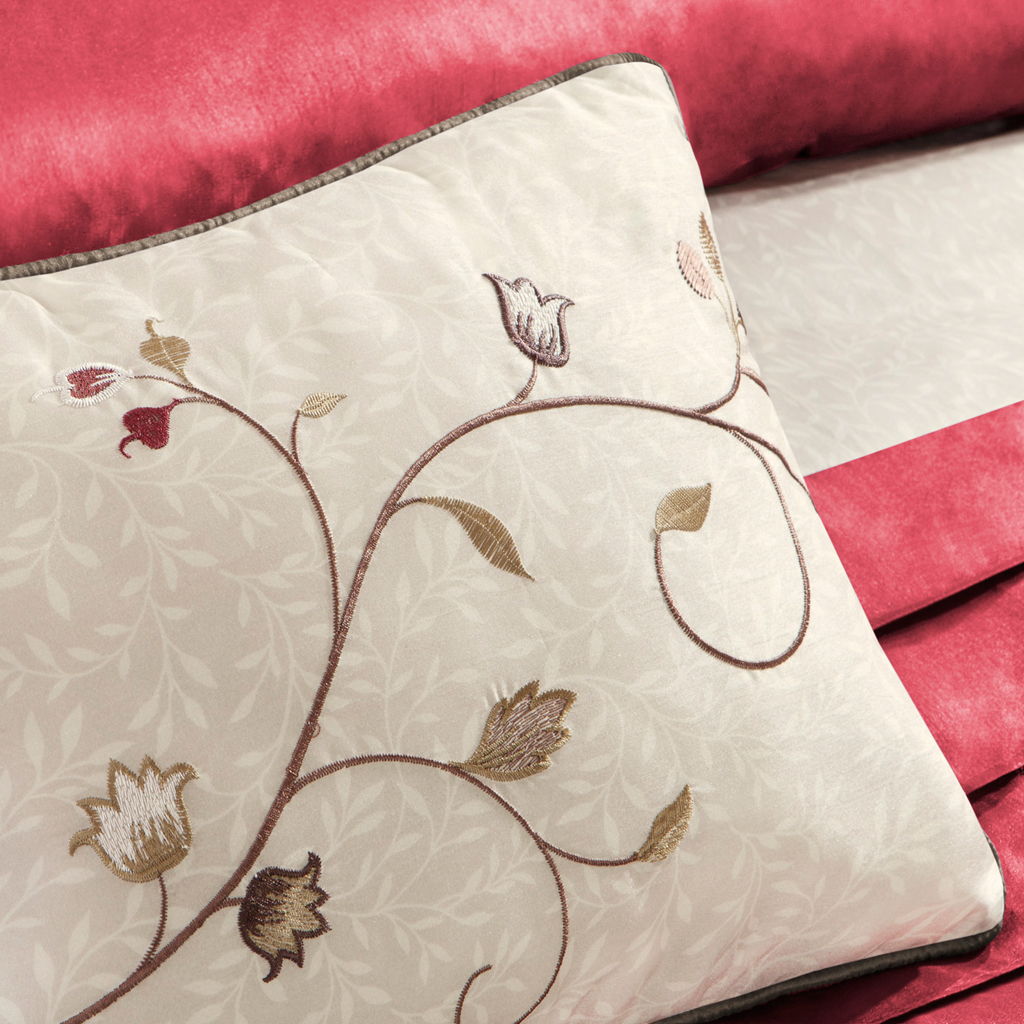 Serene - King Embroidered Piece Comforter (Set of 7) - Red