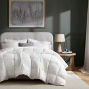 Full/Queen 100% Shell Comforter - White