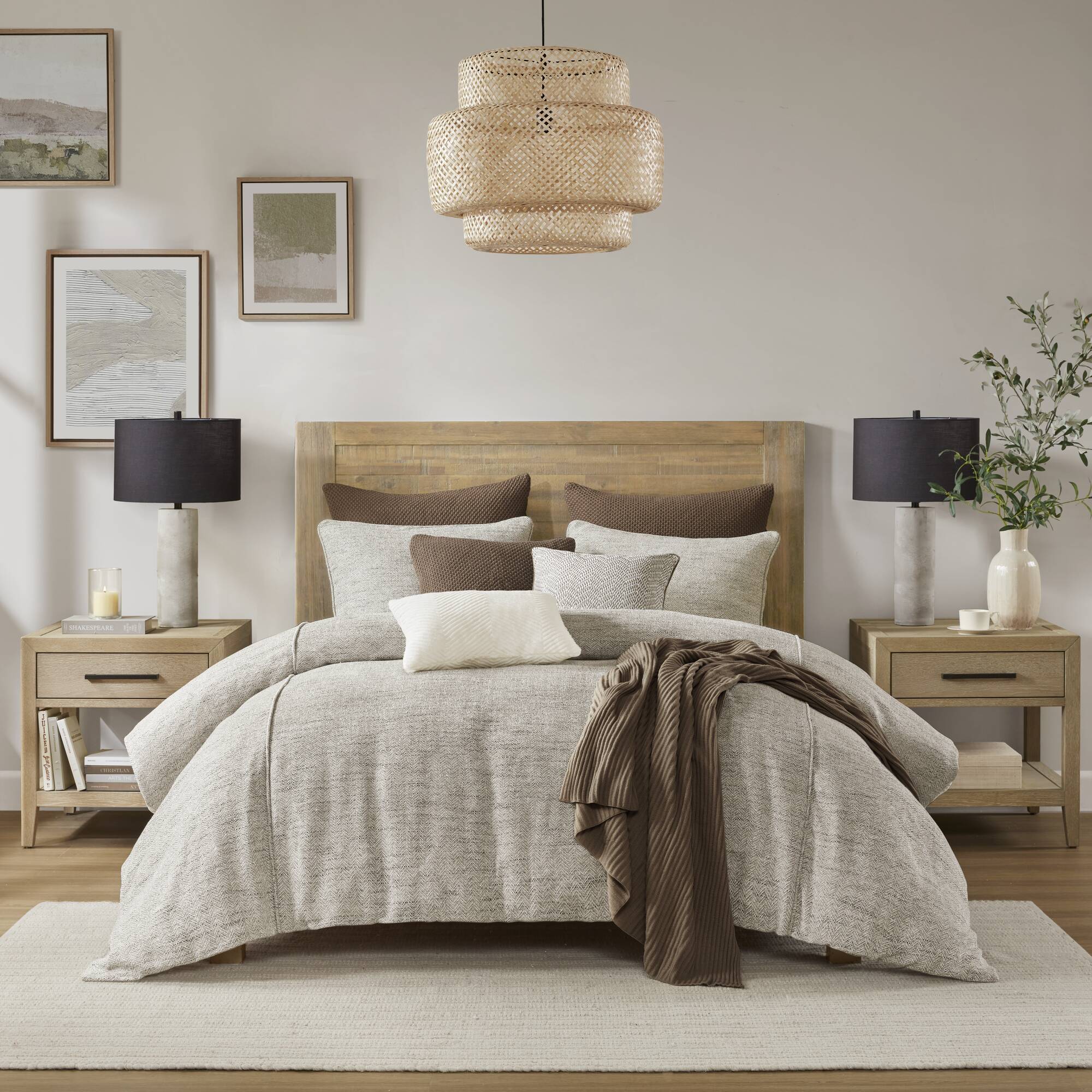 Chapman - 9 Piece King Comforter Set - Nuetual Ivory
