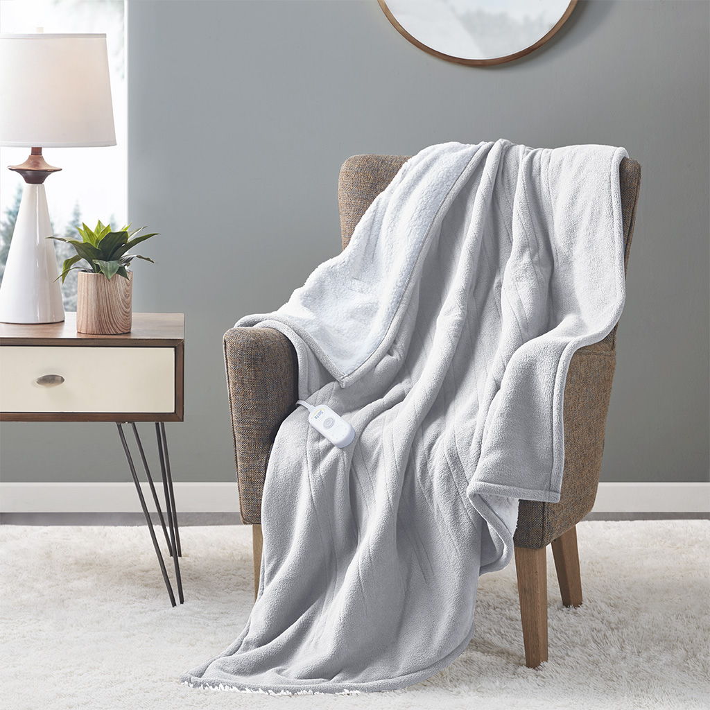 Fleece to Sherpa - Heated Throw Extra Comfort - Light Gray