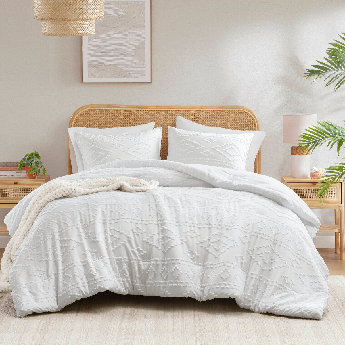 Gigi - King/California King Comforter Mini Set - White