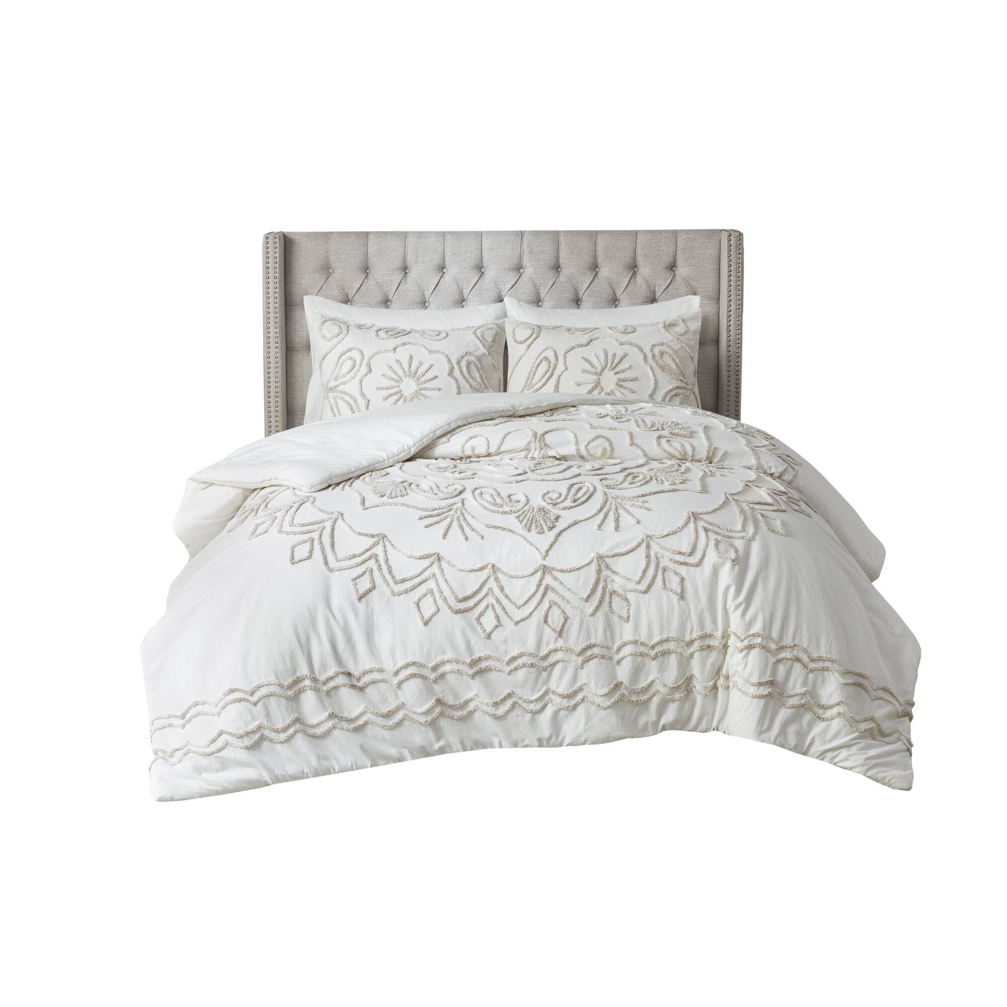 Violette - King 3 Piece Tufted Comforter Set - Ivory / Taupe